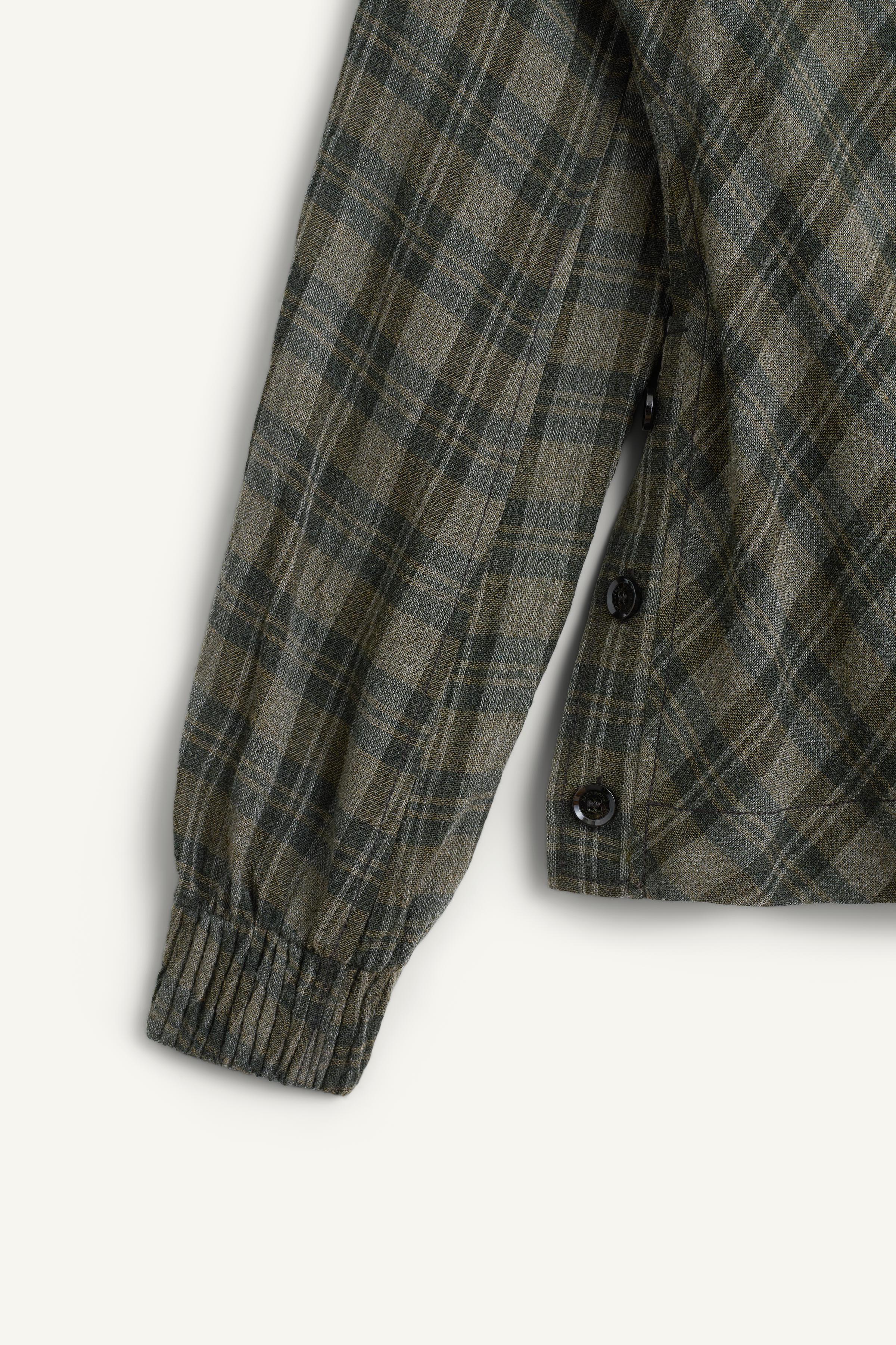 Loose-Fitting Plaid Shawl Top